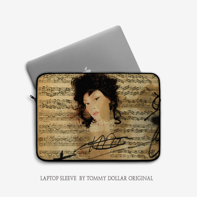 LAPTOP SLEEVE 19